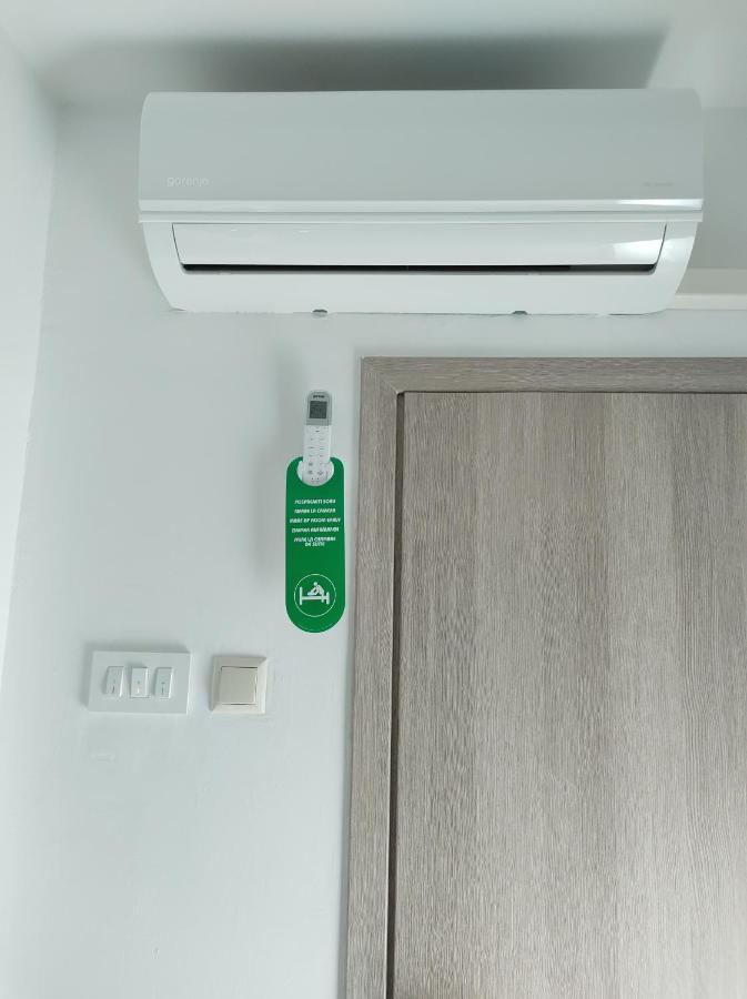 Happy Apartment คาร์โลวัตส์ ภายนอก รูปภาพ